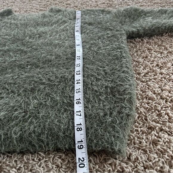 Pink Rose Eyelash Crew Neck Olive Green Long Sleeve Soft Cozycore Sweater SZ XS - Picture 5 of 9